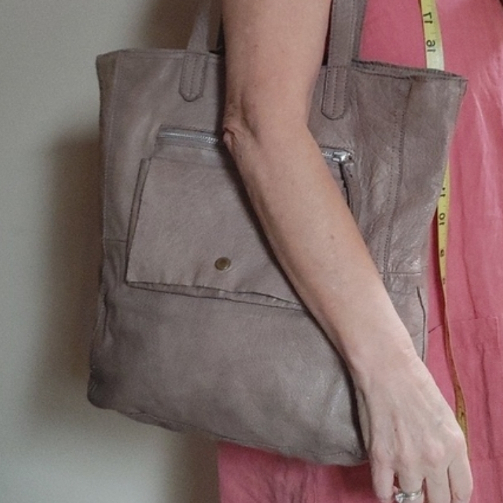 Day & Mood Greige Leather Tote Bag